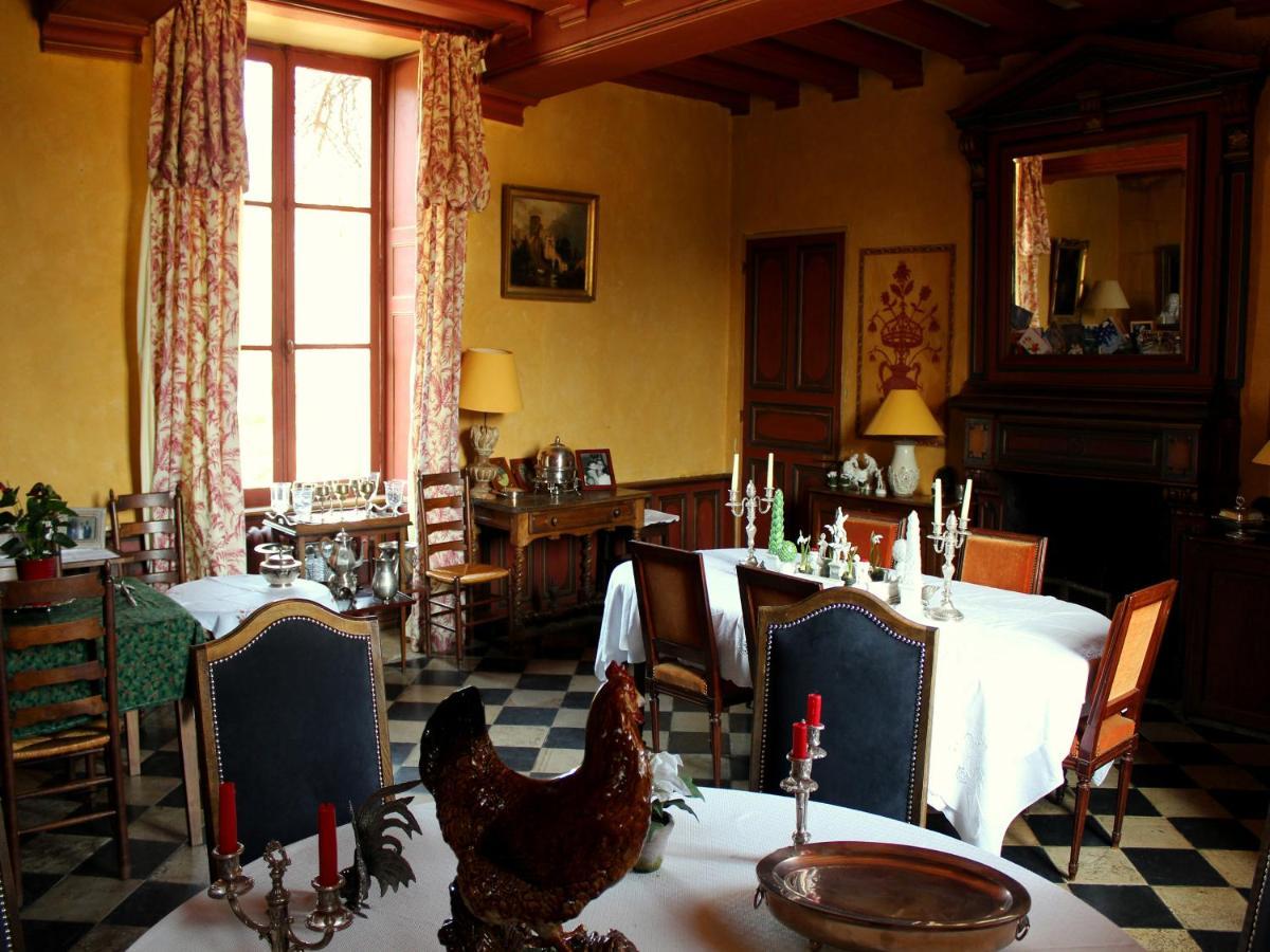 Château De Chambiers Durtal Exterior foto